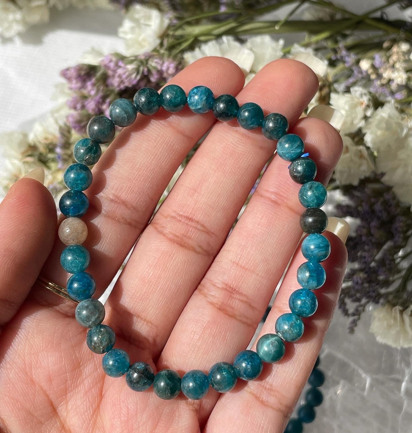 Blue Apatite Bracelet | 6mm | الاباتيت الازرق