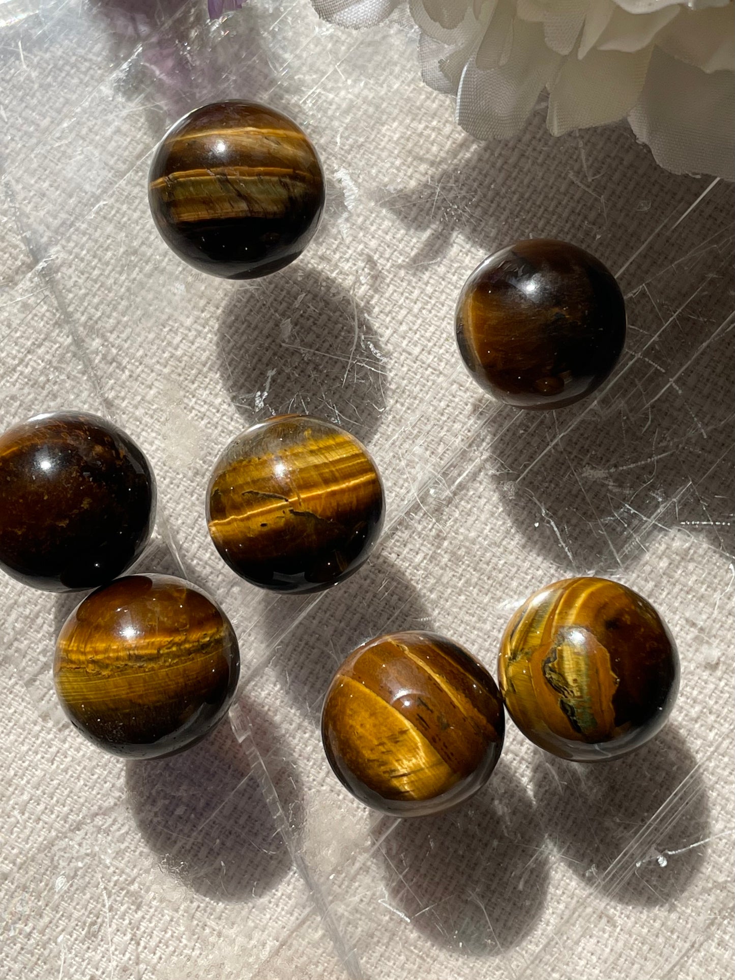 Mini Tiger Eye Sphere | عين النمر