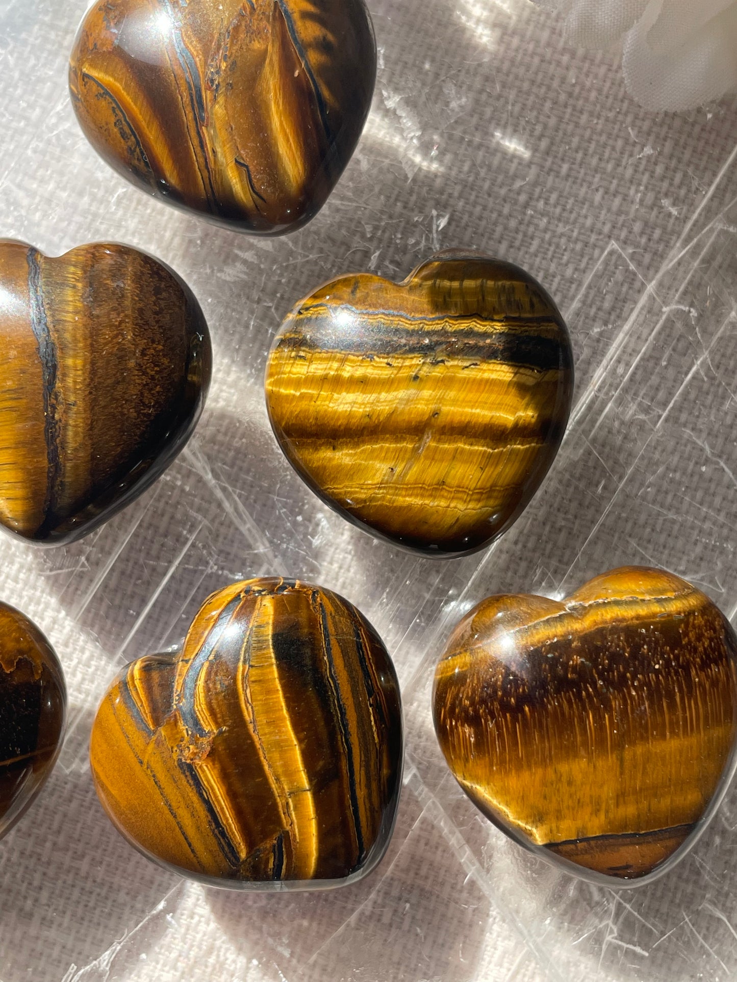 Tiger Eye Heart | Small | عين النمر