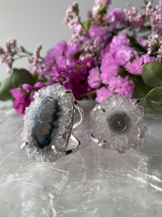 Stalactite Quartz Flower Ring | Adjustable | المرو - كوارتز الصافي